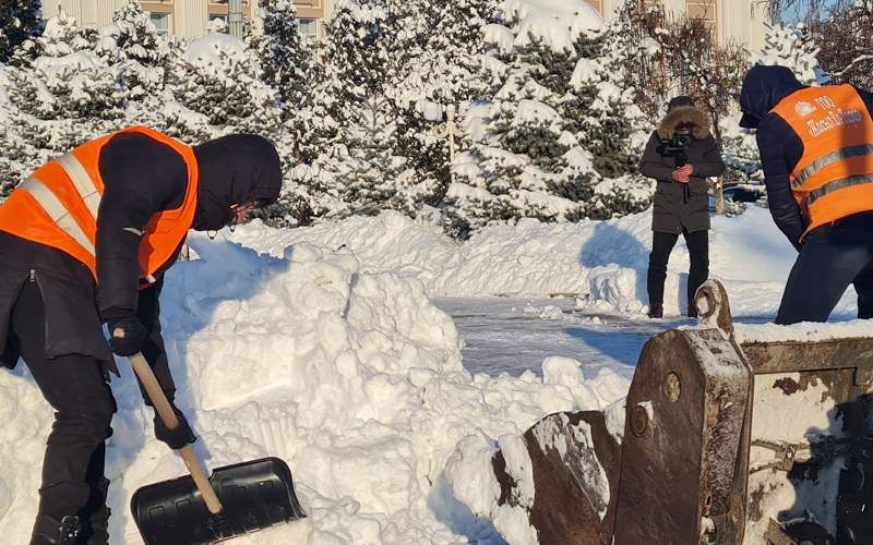 снег,сугробы,ЖКХ