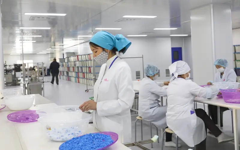 673 тысячи женщин работают во вредных условиях в Казахстане