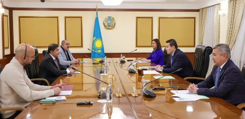 ҚР Бош вазири Қатар Давлатининг Қозоғистондаги элчиси билан учрашди