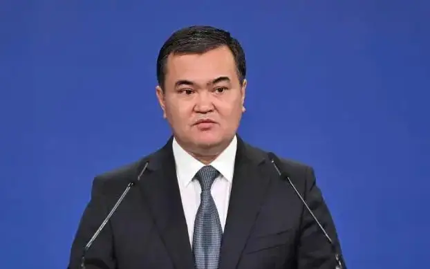 Женис Касымбек