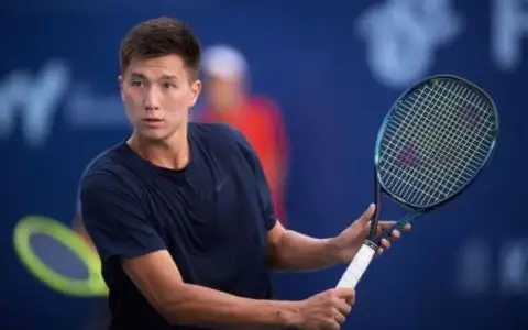 Три казахстанских теннисиста сыграют в квалификации Australian Open-2024