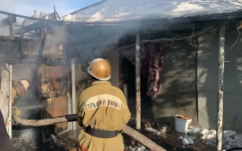 Нацгвардейцы потушили пожар в Алматинской области
