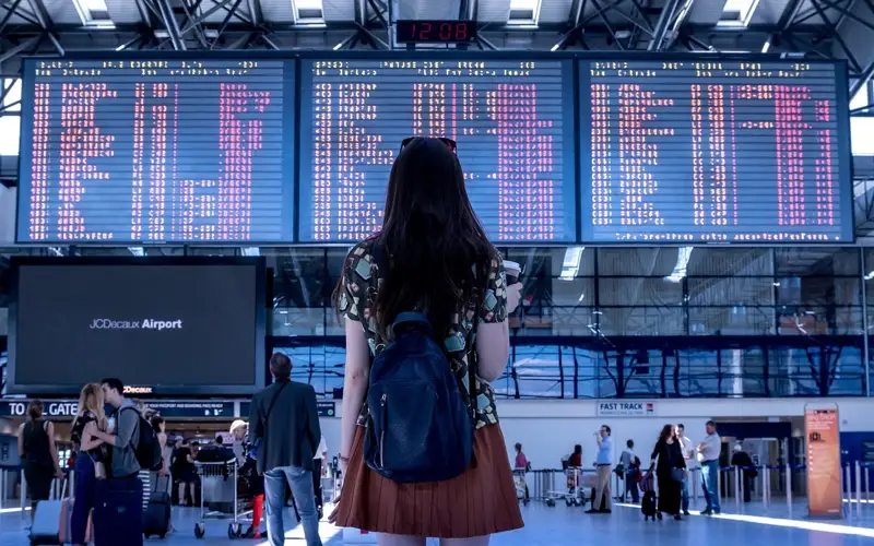 Hundreds of flights delayed, canceled at U.S. San Francisco International Airport Source