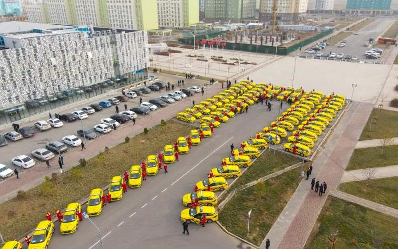 mashıny skoroı pomoşı podarılı v Týrkestanskoı oblastı