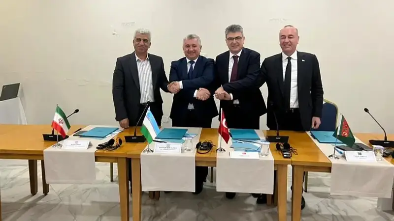 Фото: Өзбекстан темір жолдары