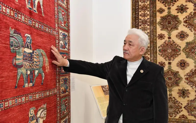 В Национальном музее открылась выставка ковров афганских казахов