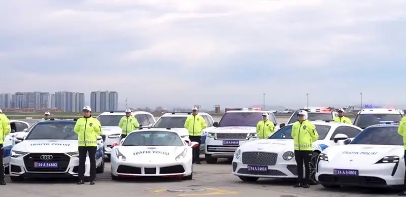 Турецкая полиция будет ездить на люксовых авто