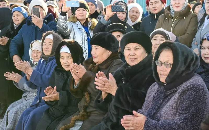 газ газ