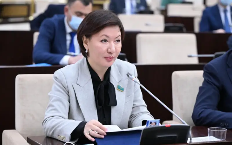 Aınur Arǵynbekova