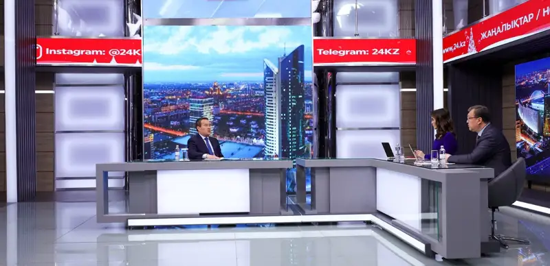 Álıhan Smaıylov
