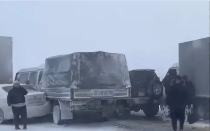 16-car pile-up