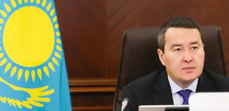 Иқтисодиёт барқарор ривожланмоқда: Алихан Смаилов Қозоғистон халқини Янги йил билан табриклади