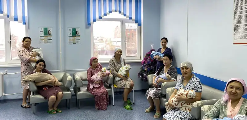 Oral qalasynda jańa jyl qarsańynda 14 sábı ómir esigin ashty