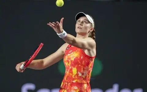 Елена Рыбакина