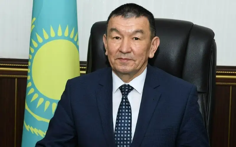  Sársenbaev Qaıratbek 