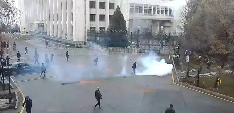 Қаңтар оқиғаларына 2 жыл: Мемлекет бұдан қандай сабақ алуы керек 