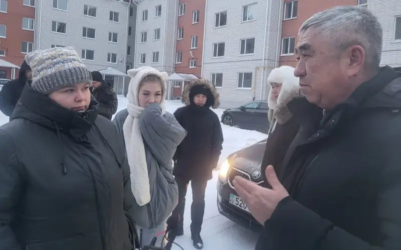 Не снимаю вины с себя  - аким Петропавловска извинился перед очередниками на жилье