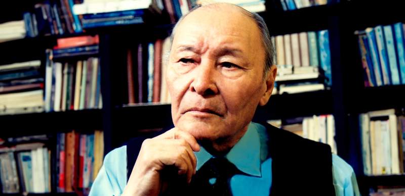 МУХАМЕДХАНОВ Каюм Мухамедханович