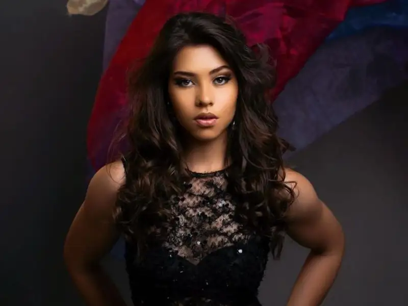 Кассиа Шарпли