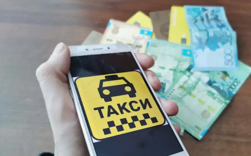 Мобильді аударым мен айыппұл: Такси жүргізушілері салықты қалай төлейді