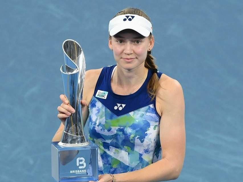 Елена Рыбакина байырғы қарсыласын жеңіп, Брисбен турнирінің жеңімпазы ...