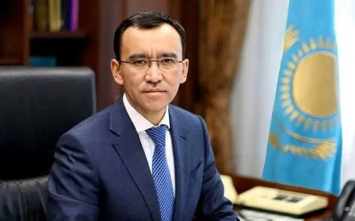 Маулен Ашимбаев