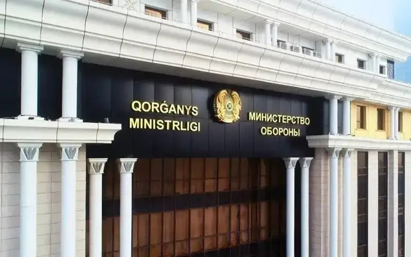 Отар елді мекеніндегі төбелес: екі әскери қызметші уақытша ұстау изоляторында 