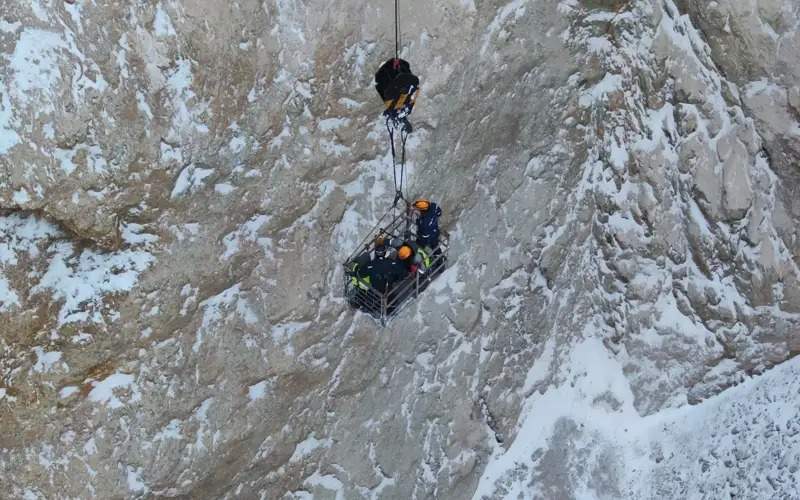 Bus with rescuers buried in collapsed gold mine not found  