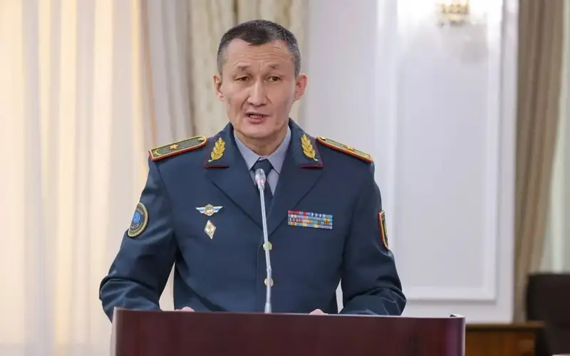 Minister of emergencies Syrym Sharipkhanov answered journalists’ questions about the rescue operation ongoing at the Maikainzoloto gold mine in Pavlodar region