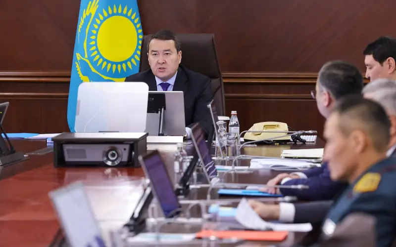 Алихан Смаилов