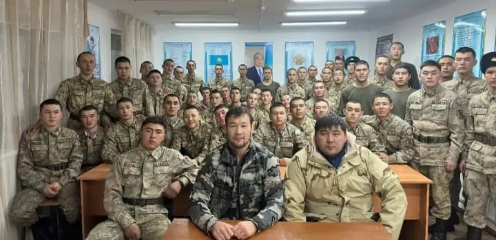 Shavkat Rahmonov sarbazdarmen kezdesti