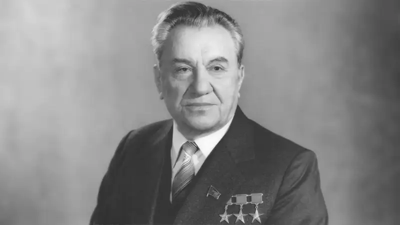 Динмухамеда Кунаева