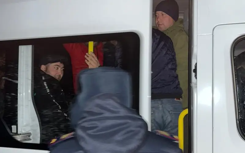 avtobýs isten shyqty