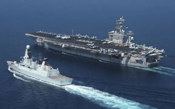 США и Британия начали наносить удары по йеменским хуситам 