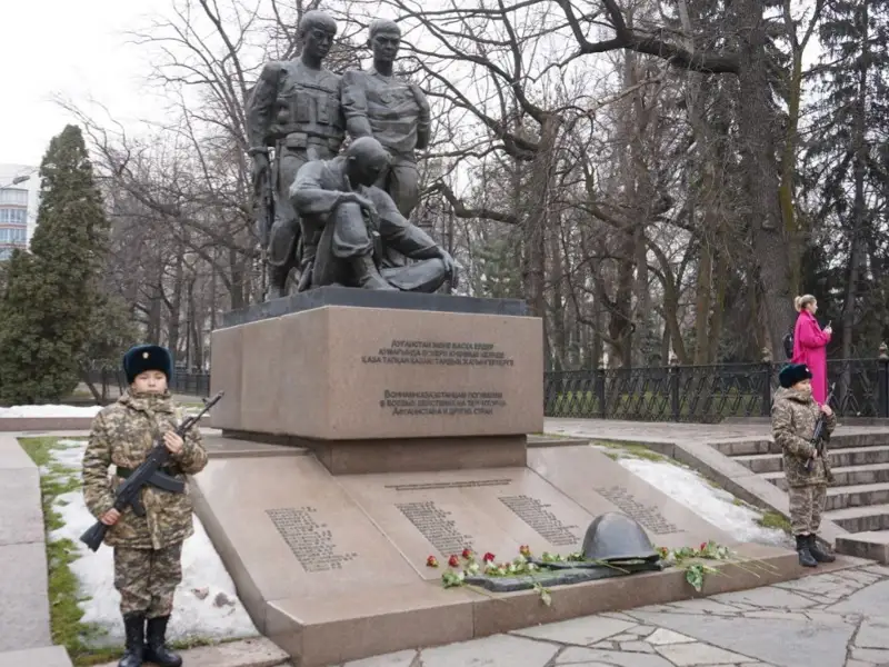 Память Кара майора Бориса Керимбаева почтили в Алматы 