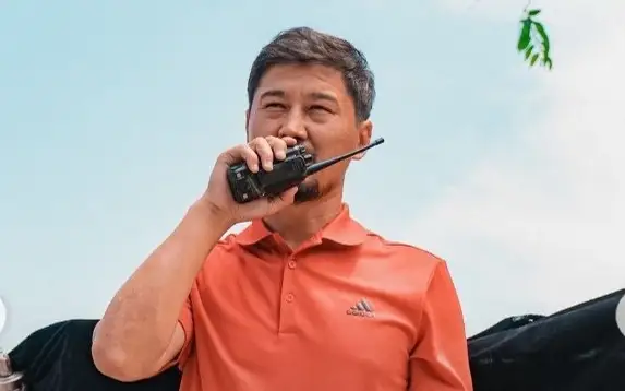 режиссер Анвар Матжанов