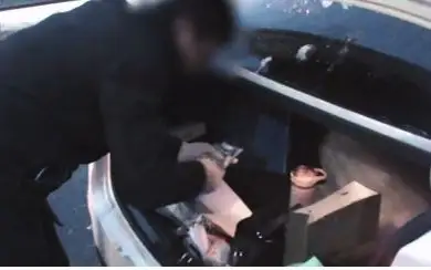 В получении взятки подозревается руководитель Центра трудовой мобильности Шымкента