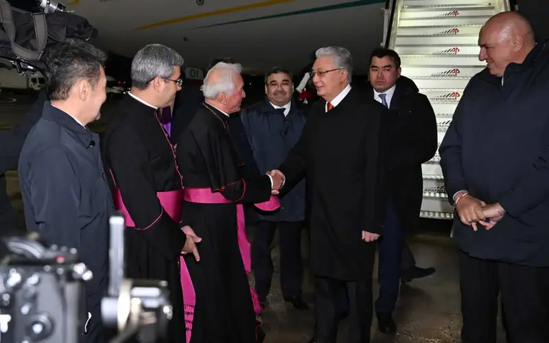 Қозоғистон Президенти Италияга расмий ташриф билан борди