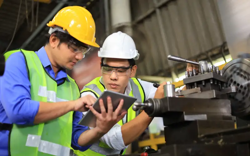 будущие инженеры