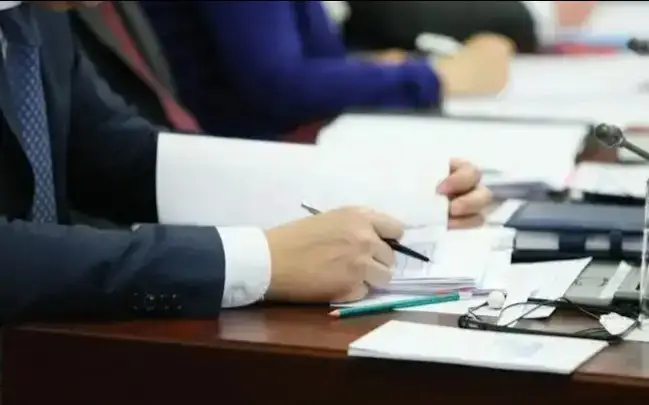 Ўзбекистонда инвестиция фаолиятидаги муваффақиятсизлик учун мансабдор шахслар ишдан бўшатилди