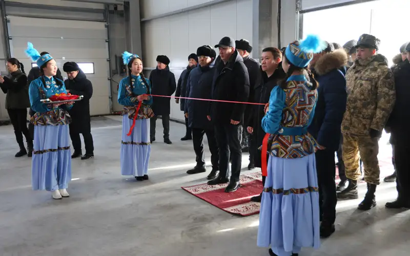 На казахстанско-китайской границе, близ поселка Достык, начал свою работу новый международный торгово-логистический центр