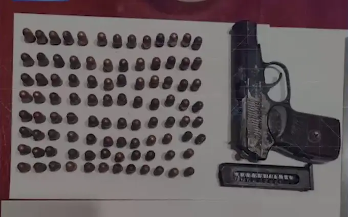 пистолет макарова, оружие, патроны, гильзы