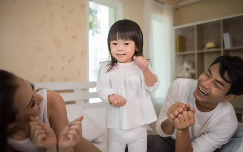 усыновление