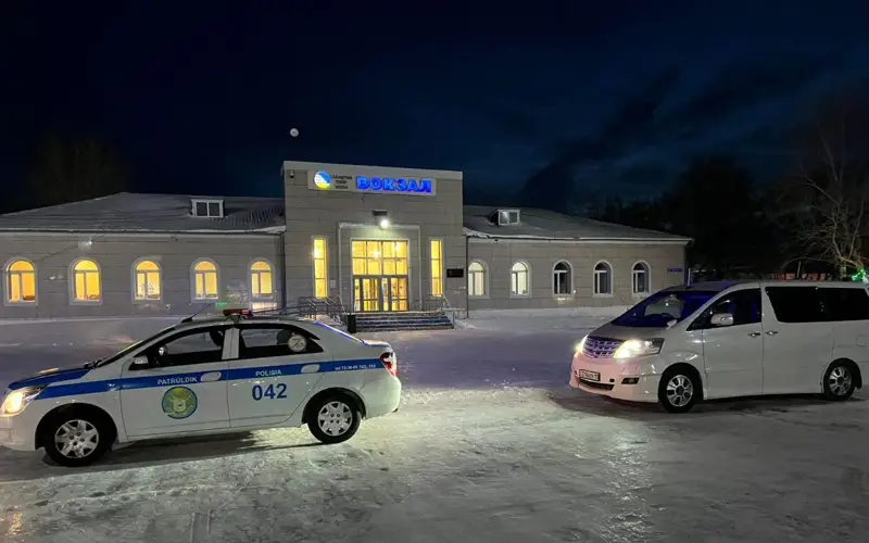 Водитель минивэна в наркотическом опьянении вез пассажиров из Астаны в Костанай