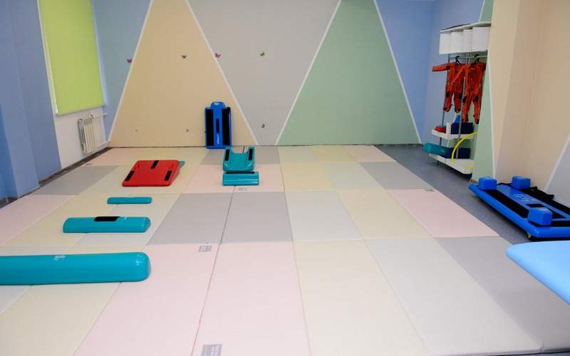 Около 400 детей получили помощь в Центре раннего вмешательства в Караганде