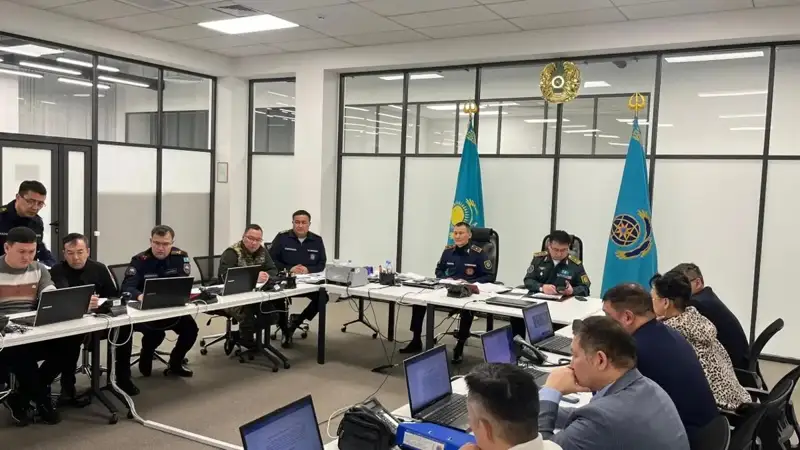 Minister Sharipkhanov holds extraordinary meeting of Republican Operational Headquarters