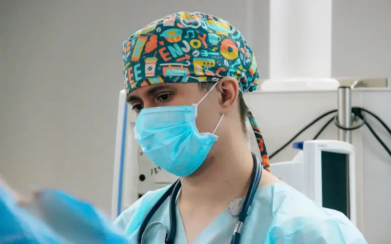 Дос Сарбасов