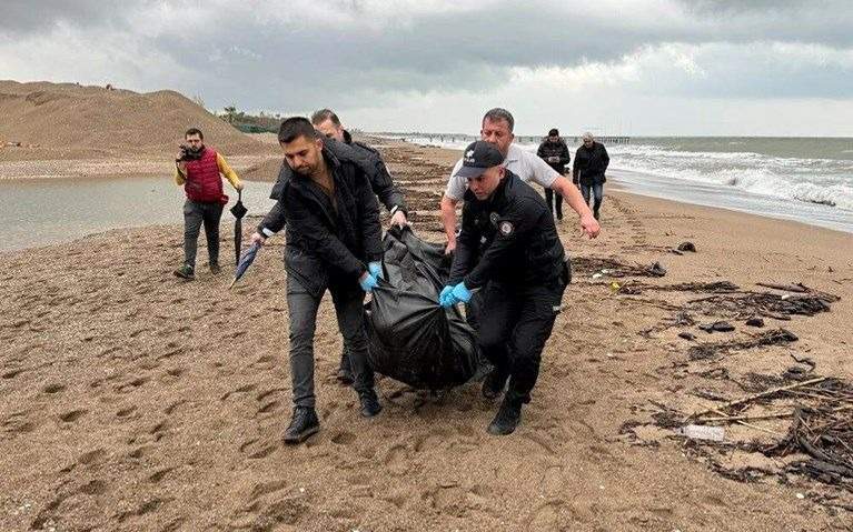 Тела девяти человек обнаружены на пляжах Турции Тела девяти человек обнаружены на пляжах Турции