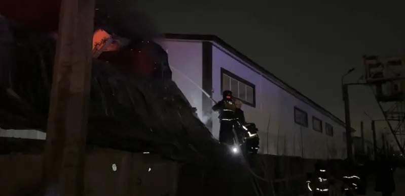 Fire breaks out at furniture factory in Astana, no casualties reported