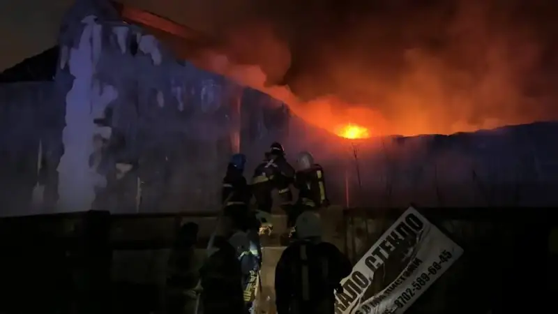 Fire breaks out at furniture factory in Astana, no casualties reported